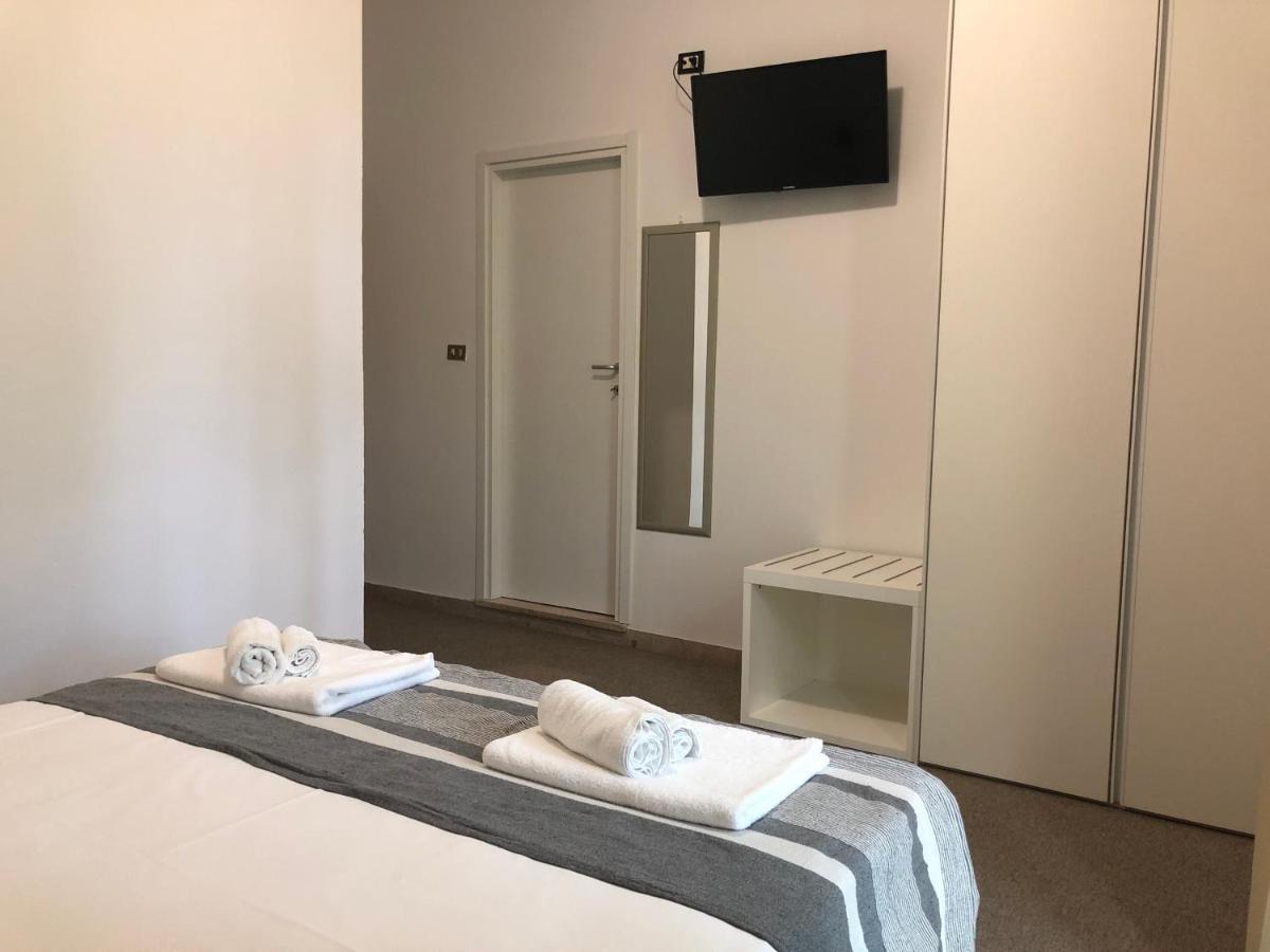 Vinsea Hotel ベラーリア・イジェア・マリーナ エクステリア 写真