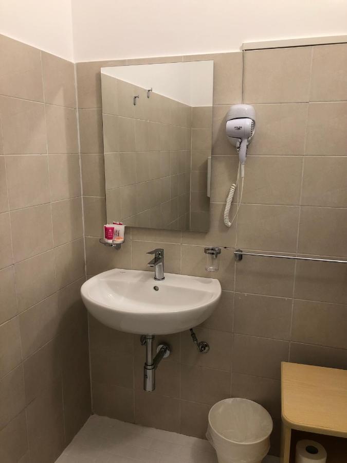 Vinsea Hotel ベラーリア・イジェア・マリーナ エクステリア 写真