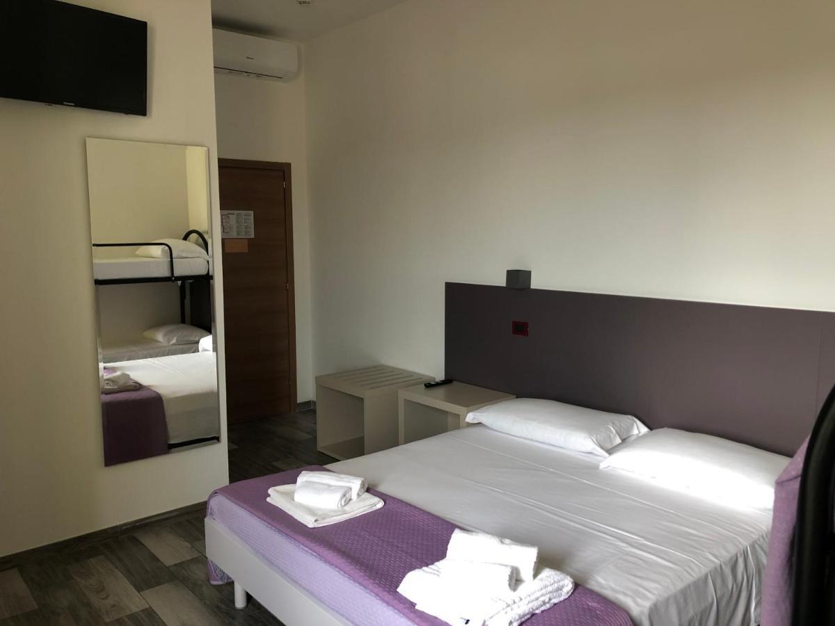 Vinsea Hotel ベラーリア・イジェア・マリーナ エクステリア 写真