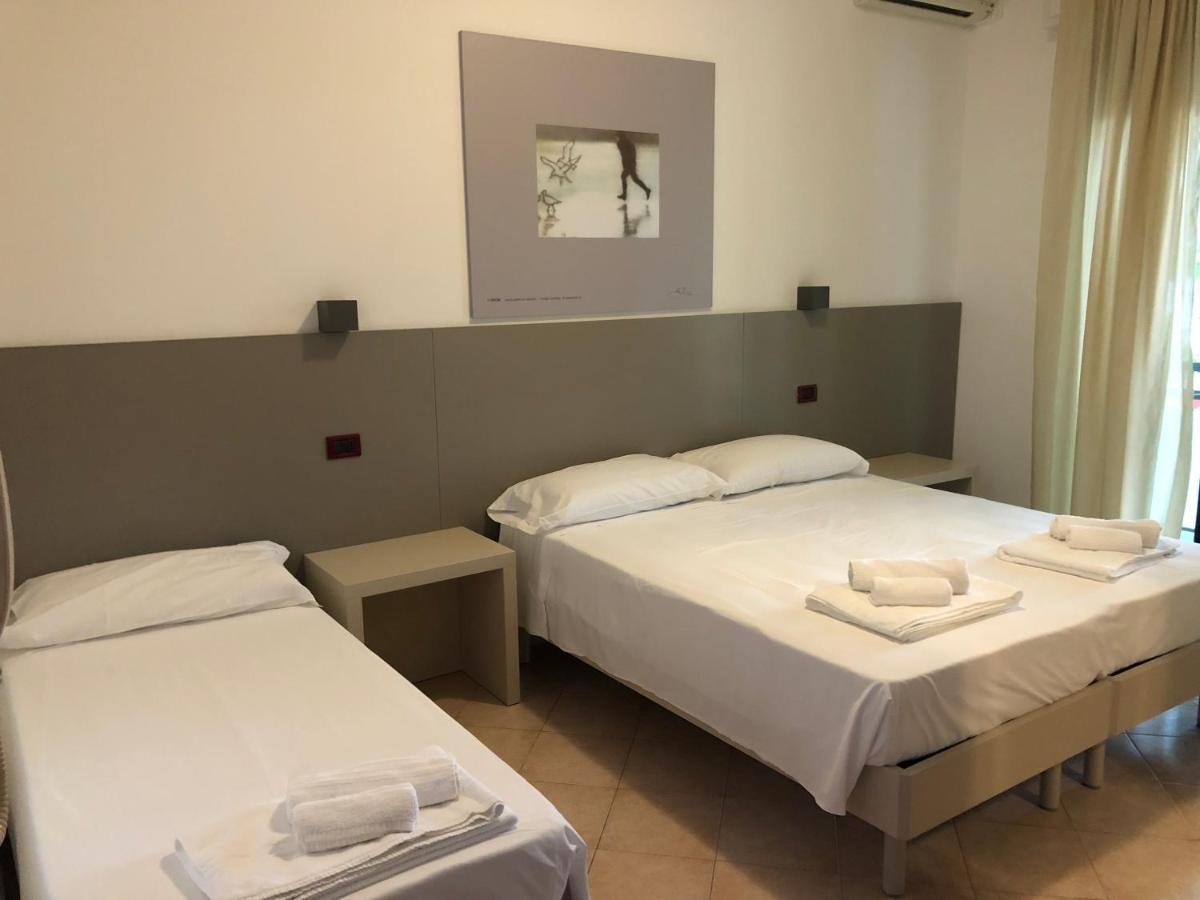Vinsea Hotel ベラーリア・イジェア・マリーナ エクステリア 写真
